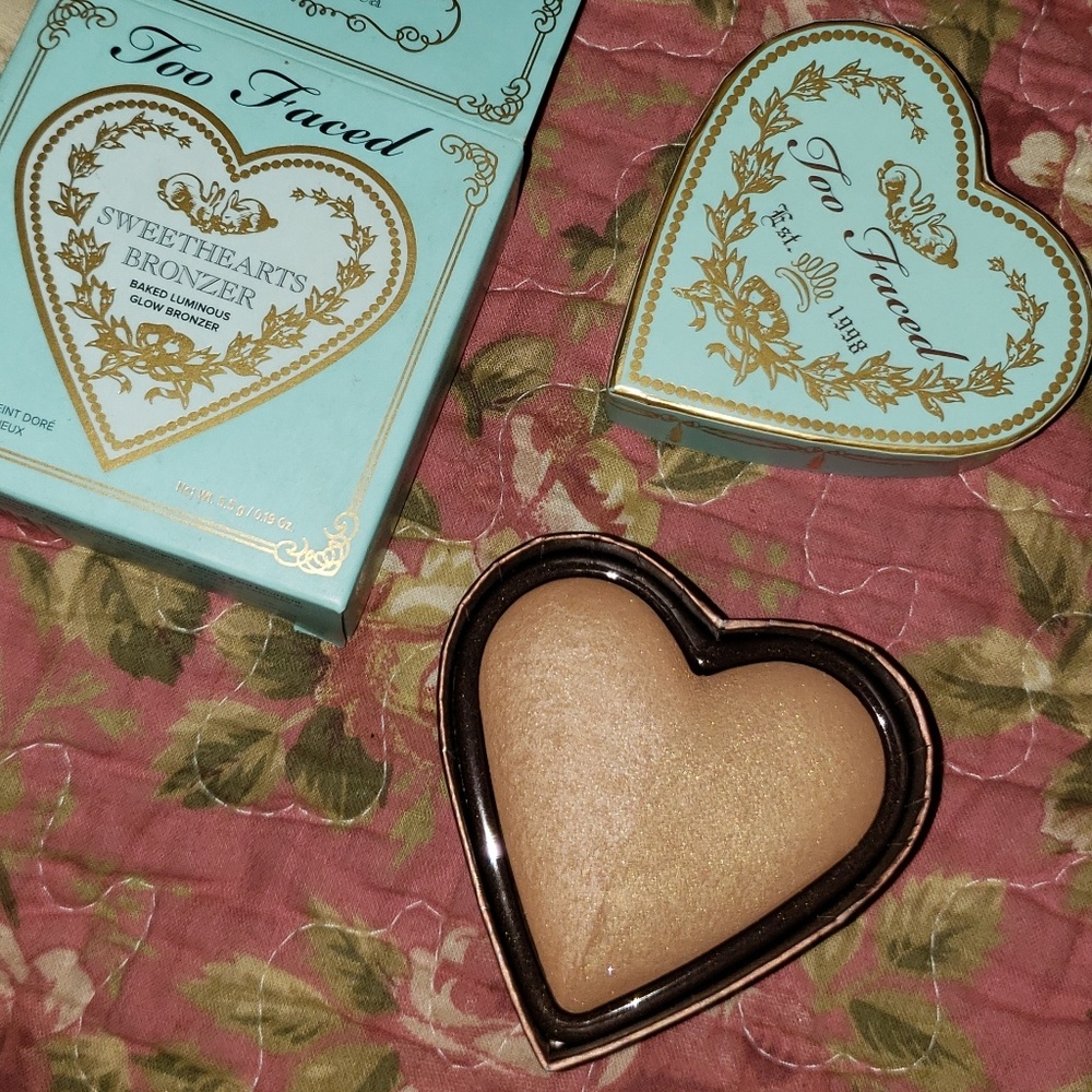 Too Faced Sweetheart Bronzer
